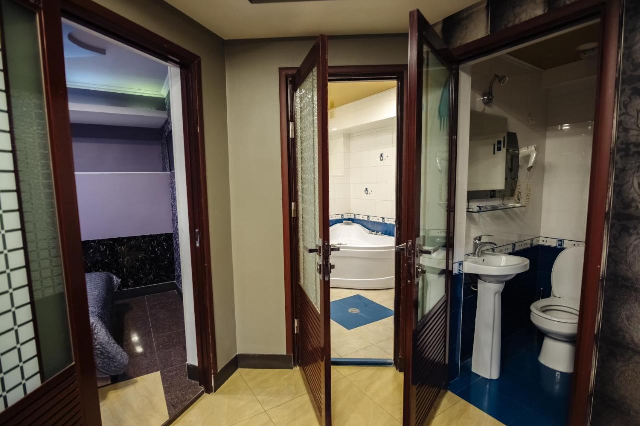 Golden Seconds Hotel Єреван Екстер'єр фото