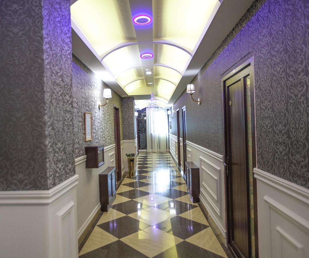 Golden Seconds Hotel Єреван Екстер'єр фото