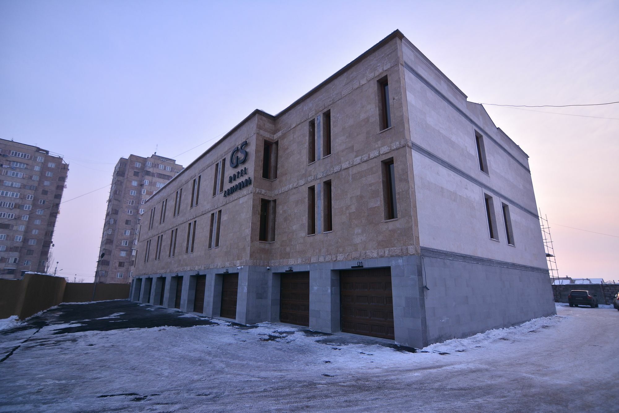 Golden Seconds Hotel Єреван Екстер'єр фото